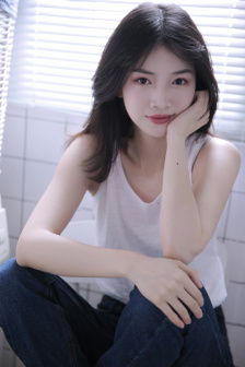 门卫老头吮她的花蒂的主演是谁
